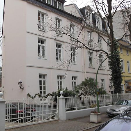 Dirazi Guesthouse & Apartments Gmbh Франкфурт-на-Майне Экстерьер фото