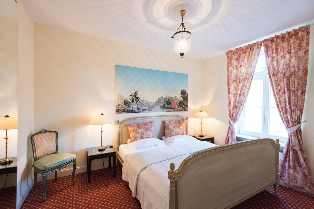 Dirazi Guesthouse & Apartments Gmbh Франкфурт-на-Майне Экстерьер фото