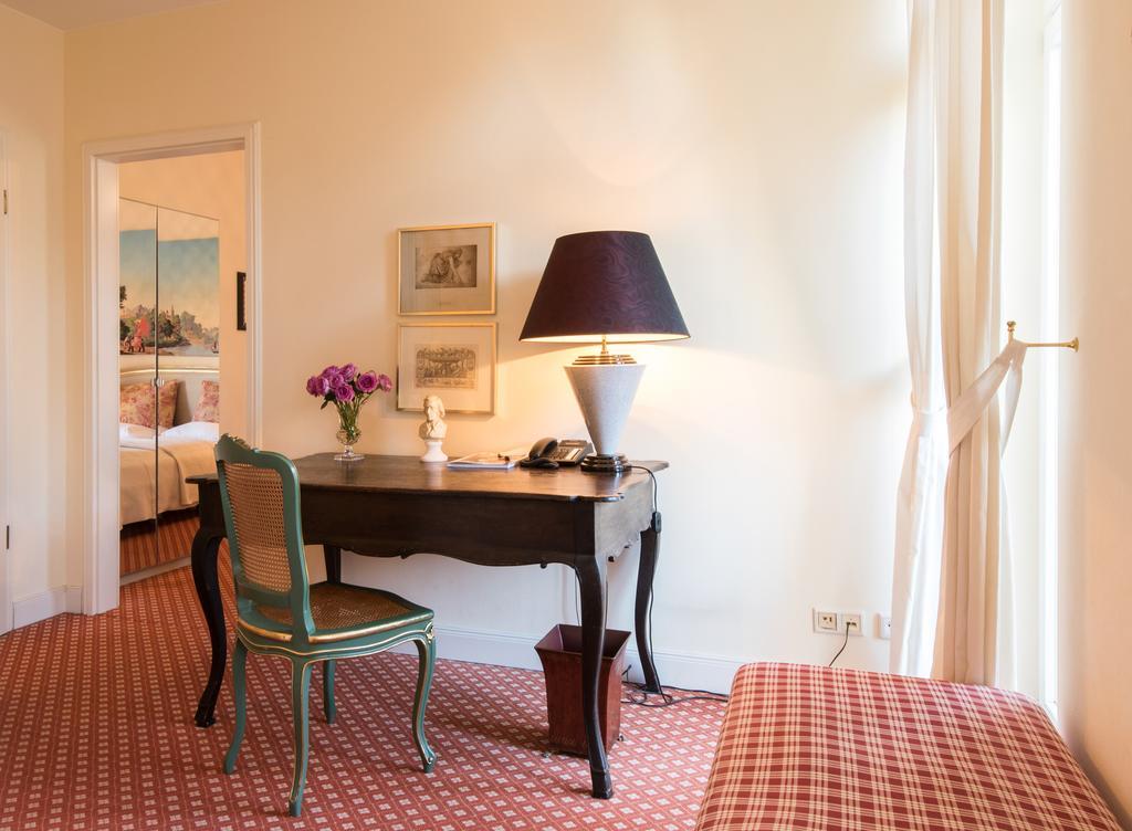 Dirazi Guesthouse & Apartments Gmbh Франкфурт-на-Майне Экстерьер фото